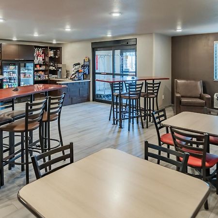 My Place Hotel-Overland Park, Ks Екстериор снимка