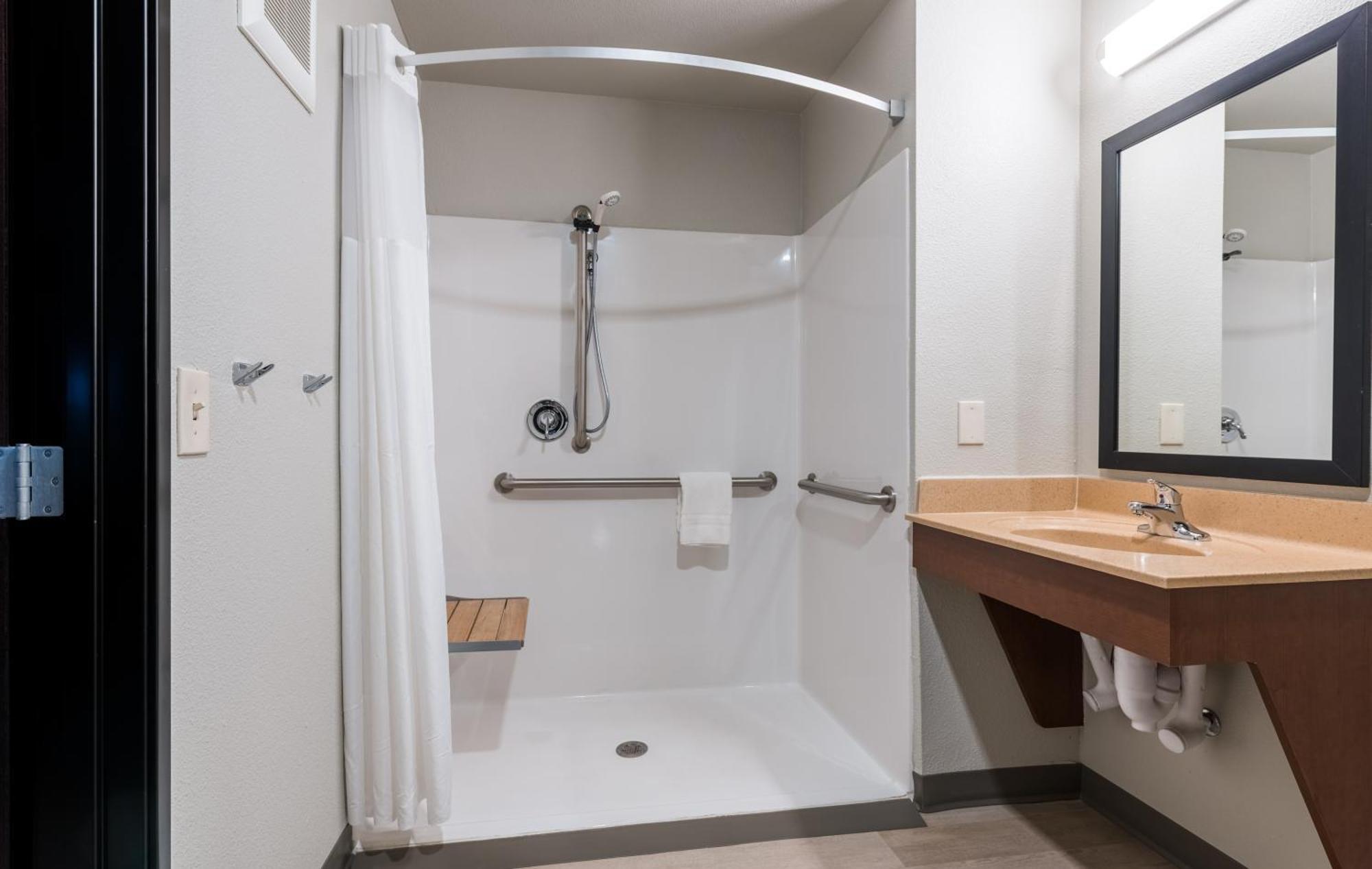 My Place Hotel-Overland Park, Ks Стая снимка